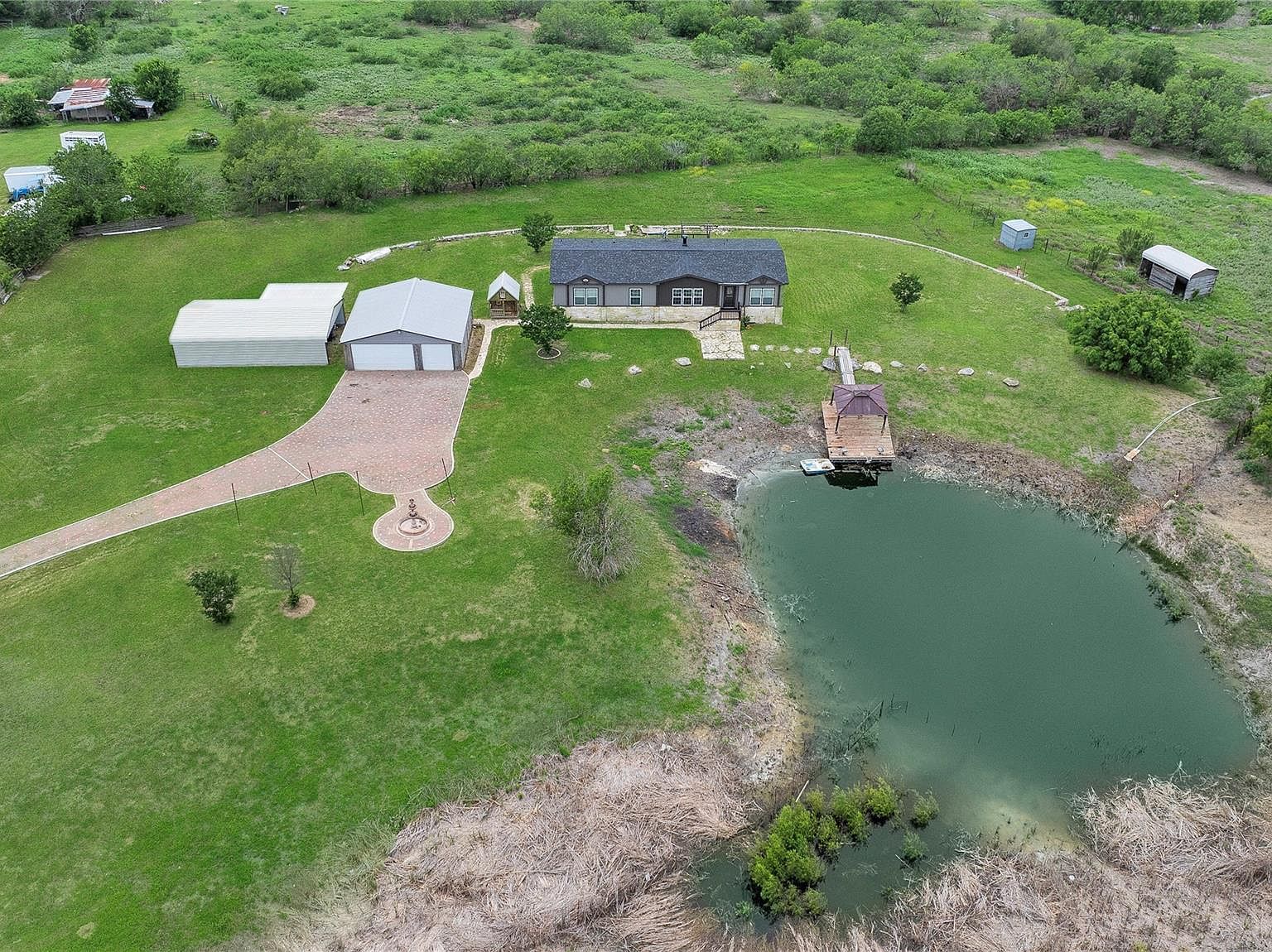 480 Holz Rd Kyle, TX 78640 - Thumbnail 3