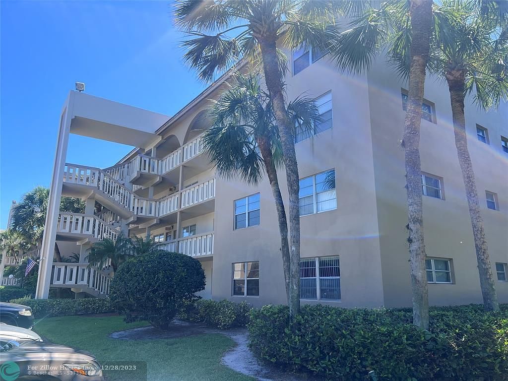 4401 Martinique Ct APT G2 Pompano Beach, FL 33066 - Thumbnail 3
