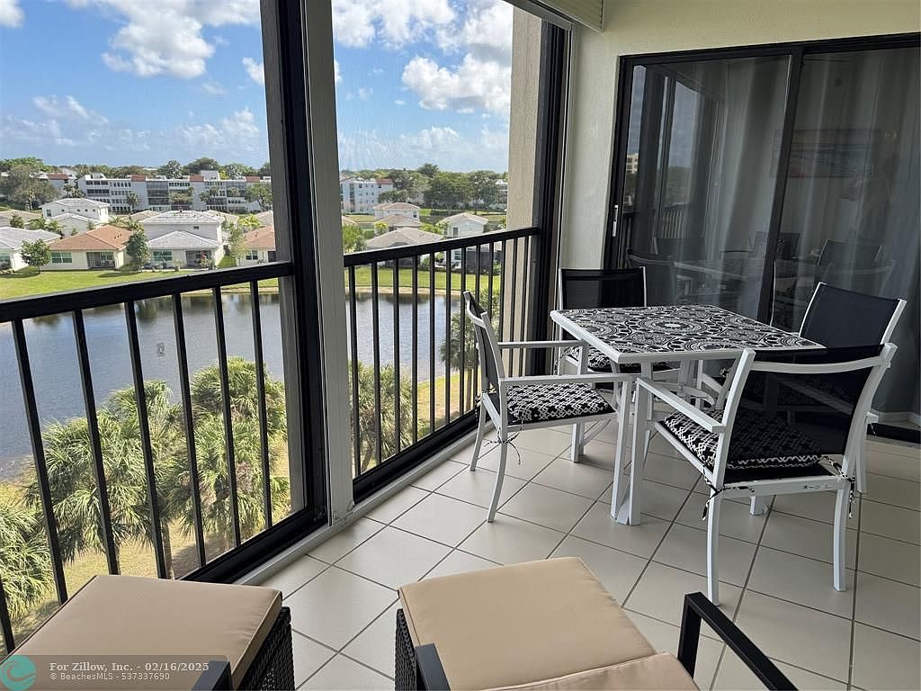 7260 Kinghurst Dr APT 606 Delray Beach, FL 33446 - Thumbnail 3