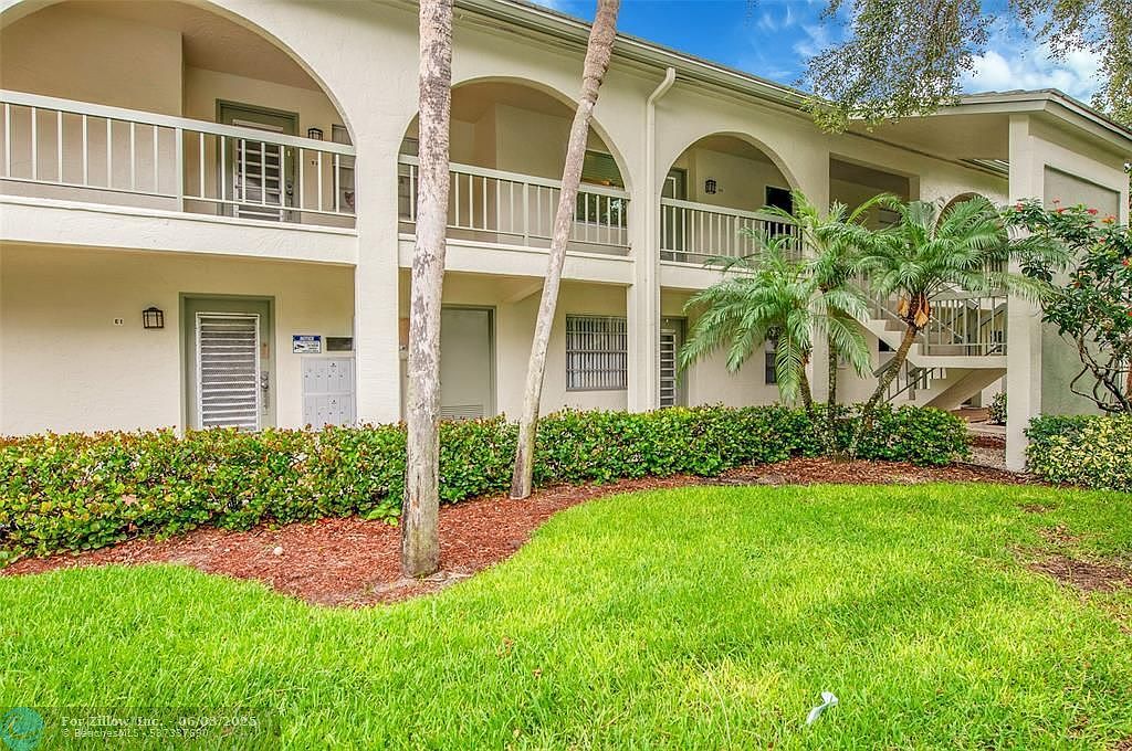 1107 Bahama Bnd APT E1 Coconut Creek, FL 33066 - Thumbnail 3