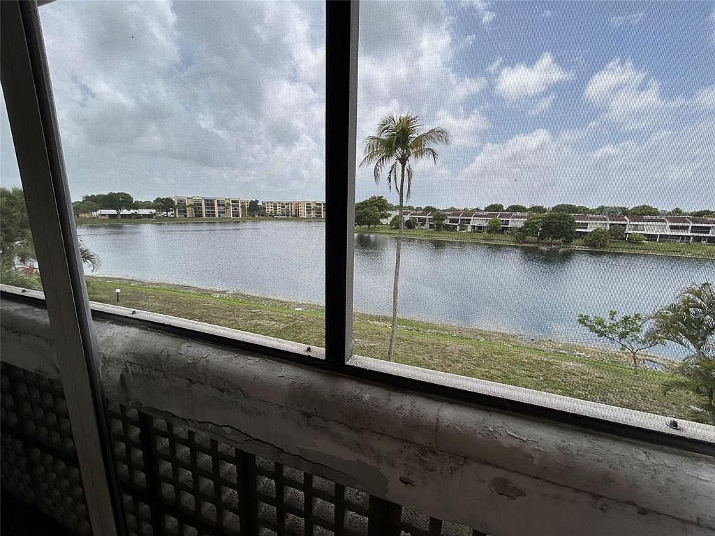3301 Spanish Moss Ter APT 308 Fort Lauderdale, FL 33319 - Thumbnail 3