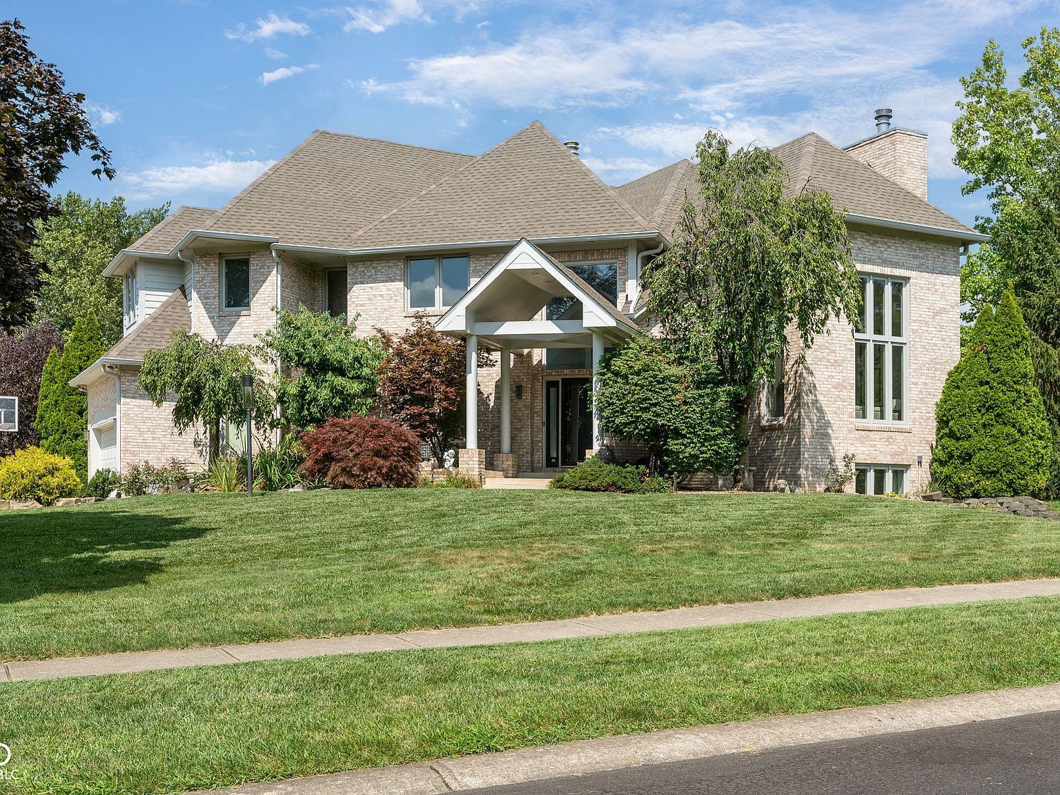 434 Sheffield Ct Carmel, IN 46032 - Thumbnail 3