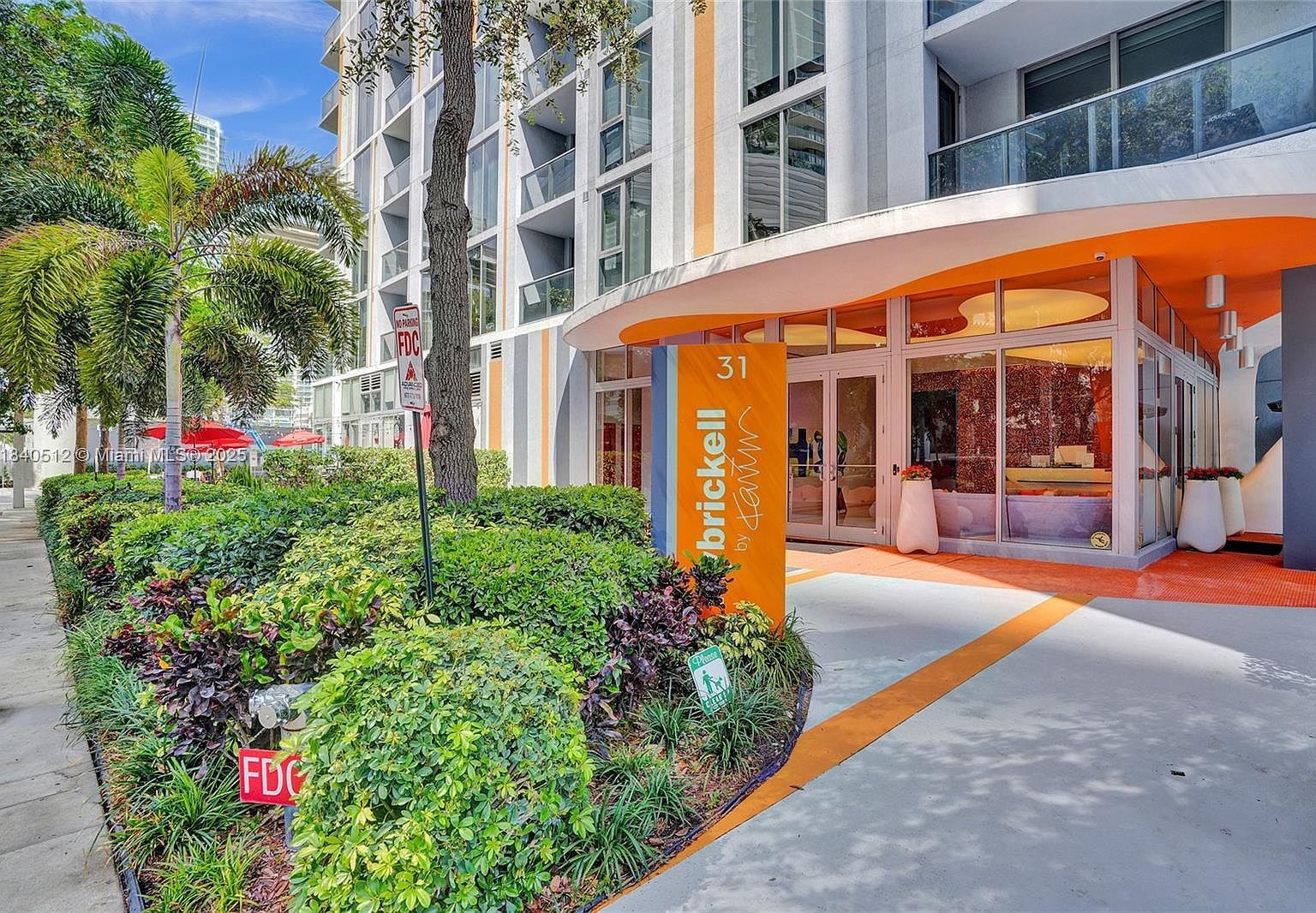 31 SE 6th St APT 805 Miami, FL 33131 - Thumbnail 3