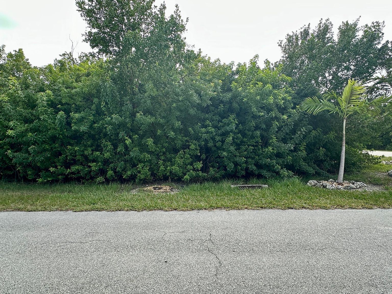 6 Nassau St Marathon, FL 33050 - Thumbnail 3