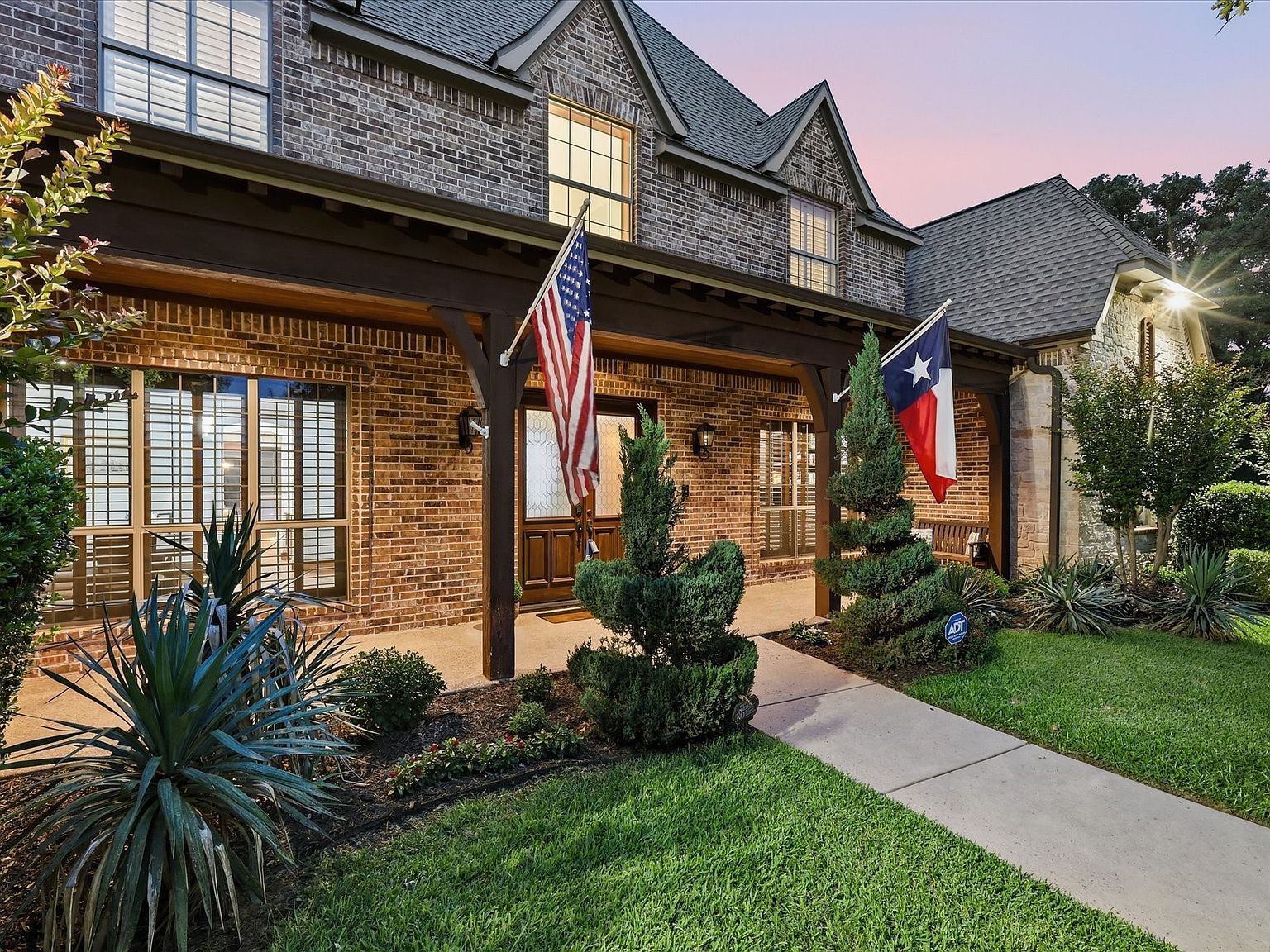 686 Knob Hill Ct Argyle, TX 76226 - Thumbnail 3