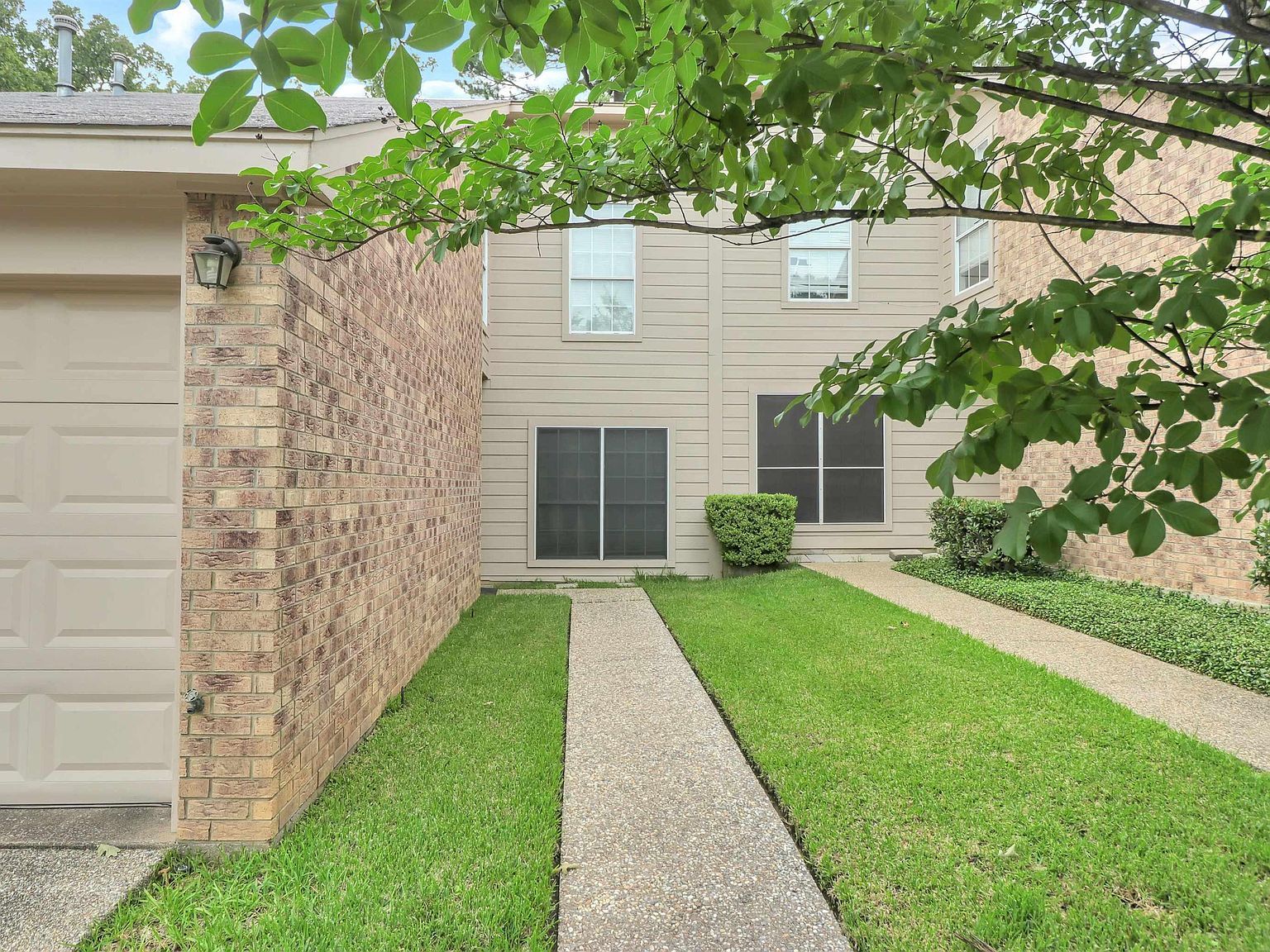 2006 Villa Dr Tyler, TX 75703 - Thumbnail 3