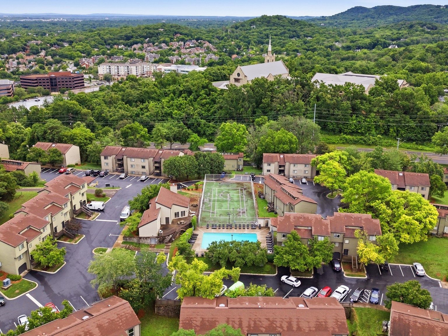 201 Summit Ridge Dr Nashville, TN 37215 - Thumbnail 3