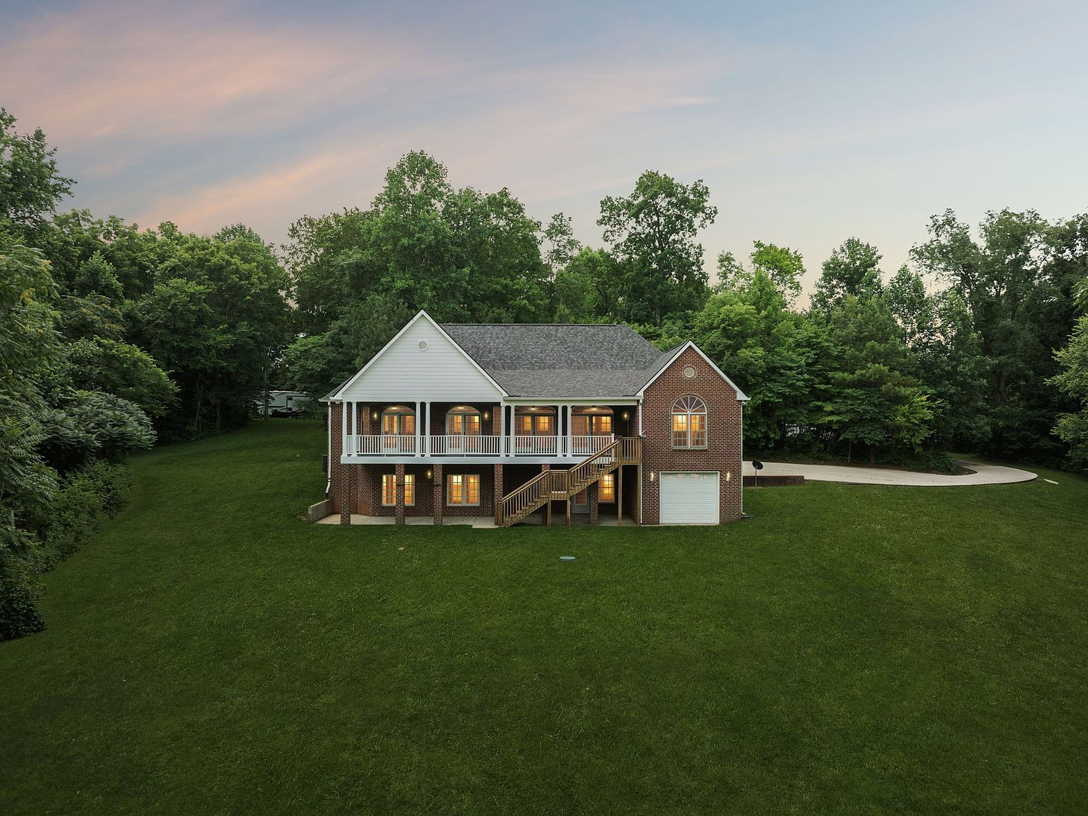 3987 Akin Ridge Rd Williamsport, TN 38487 - Thumbnail 3