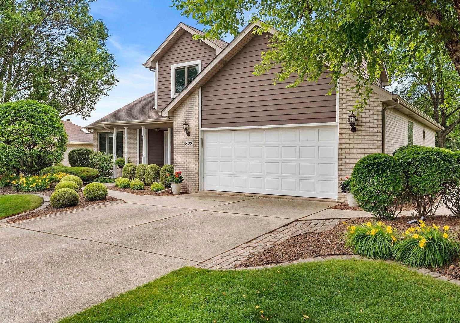 322 Orchard Ln Beecher, IL 60401 - Thumbnail 3