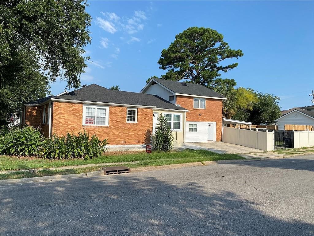 1569 Athis St New Orleans, LA 70122 - Thumbnail 3