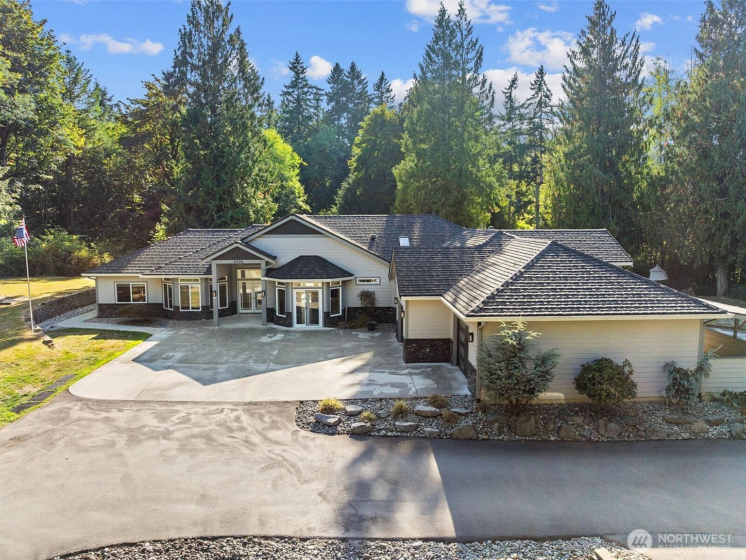 4539 31st Ave NE Olympia, WA 98516 - Thumbnail 3