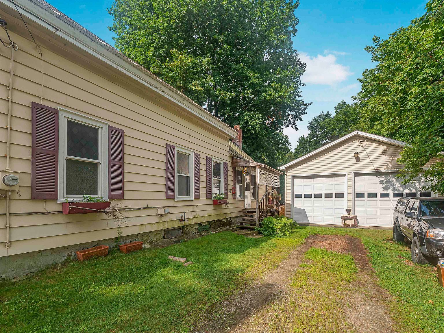 39 Forest St Rutland, VT 05701 - Thumbnail 3