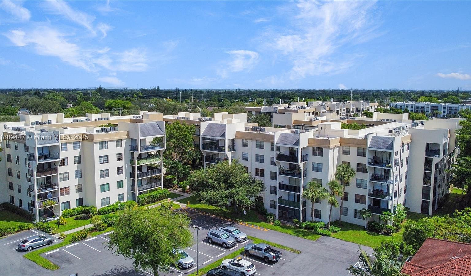 6190 Woodlands Blvd APT 312 Fort Lauderdale, FL 33319 - Thumbnail 3