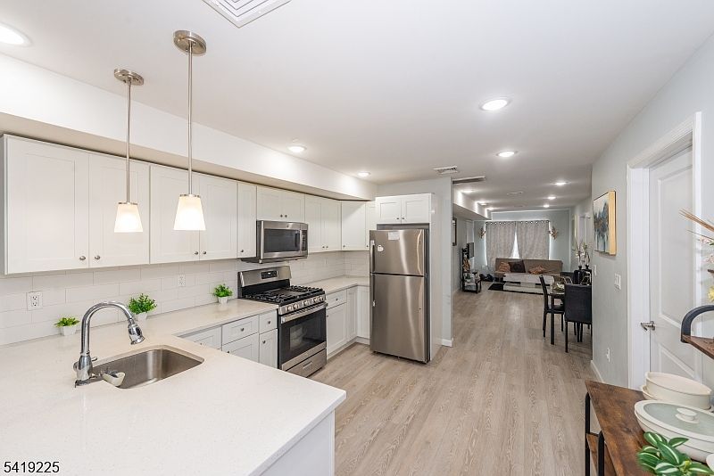 59 Mercer St Paterson, NJ 07524 - Thumbnail 3