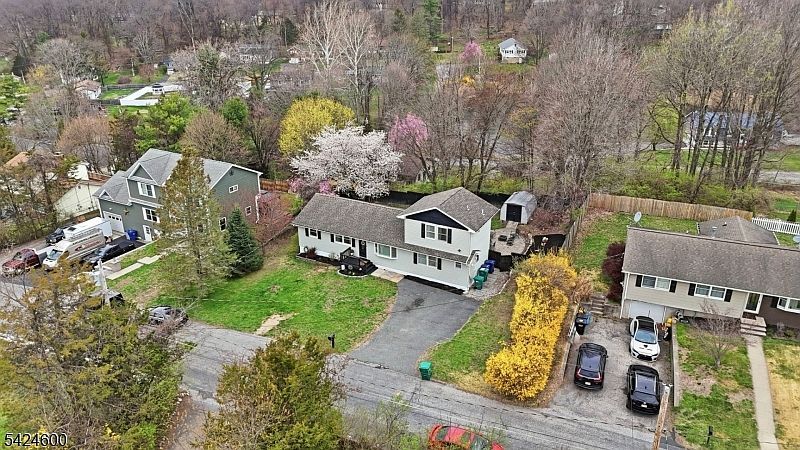 7 Jackson Ave Vernon, NJ 07462 - Thumbnail 3