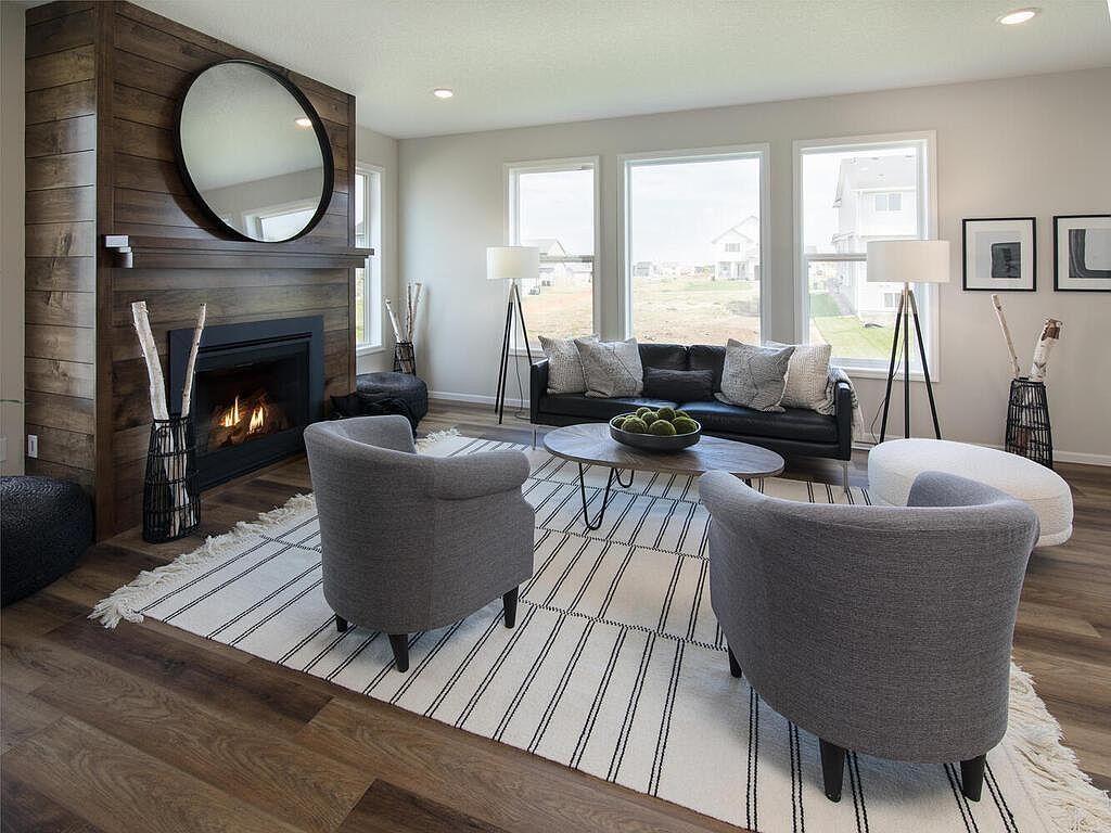 2778 213th St W Farmington, MN 55024 - Thumbnail 3