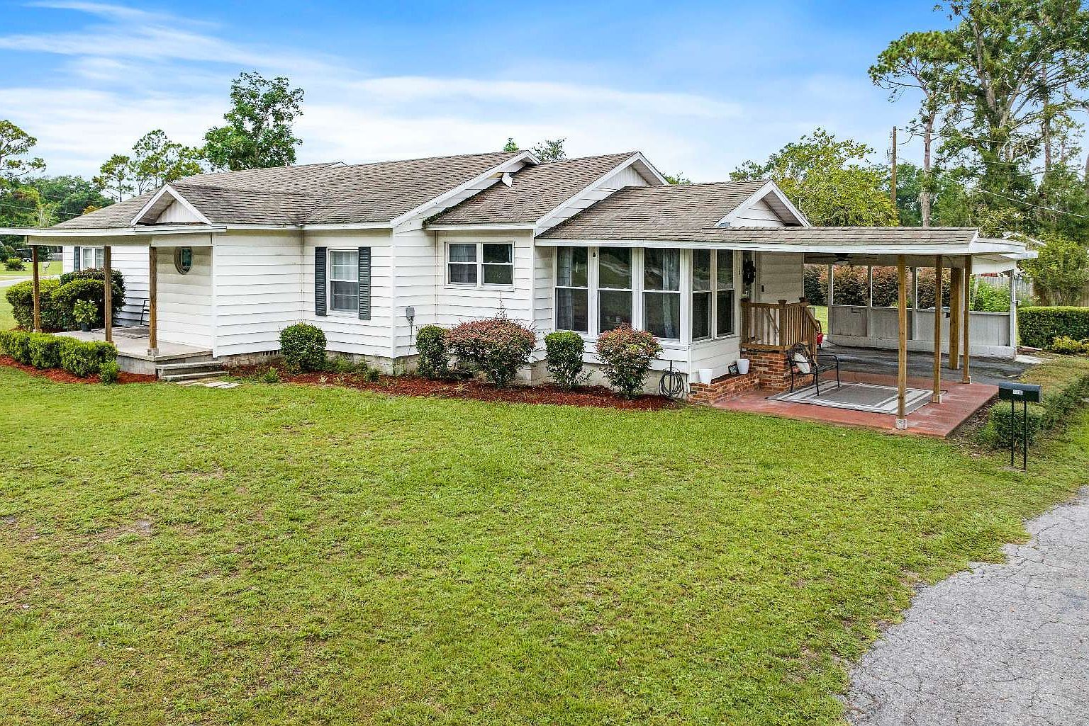 1110 Coliseum Ave Live Oak, FL 32064 - Thumbnail 3