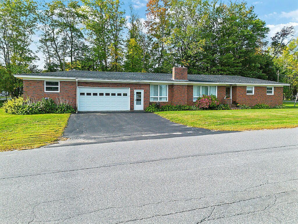 5 Robert St Winslow, ME 04901 - Thumbnail 3