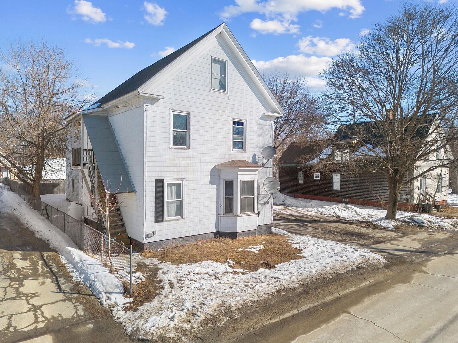 31 High St Waterville, ME 04901 - Thumbnail 3