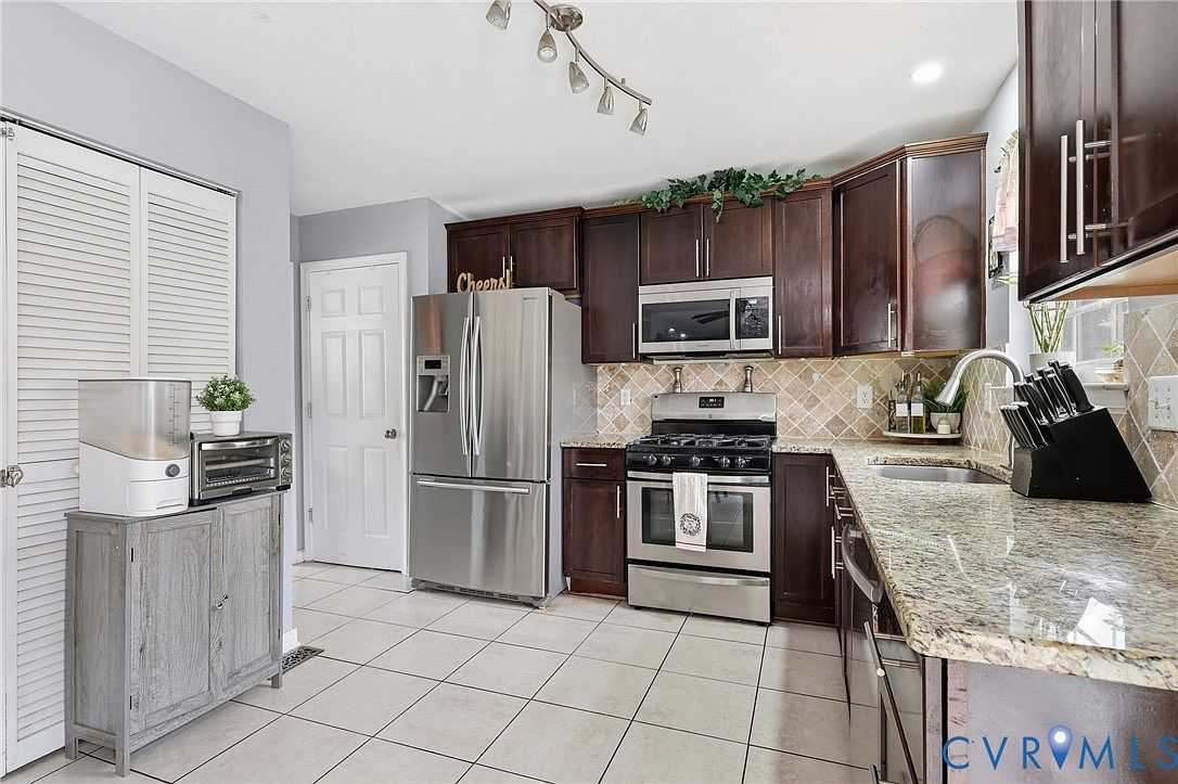 712 Robcurn Dr Richmond, VA 23223 - Thumbnail 3