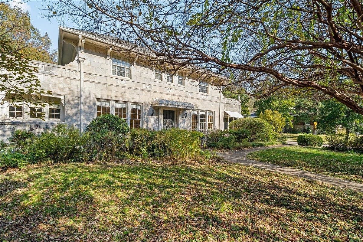 1412 Peabody Ave Memphis, TN 38104 - Thumbnail 3