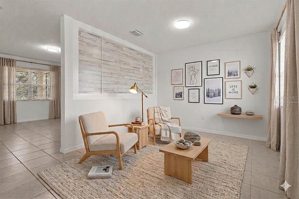 12124 Lake Blvd New Port Richey, FL 34655 - Thumbnail 3