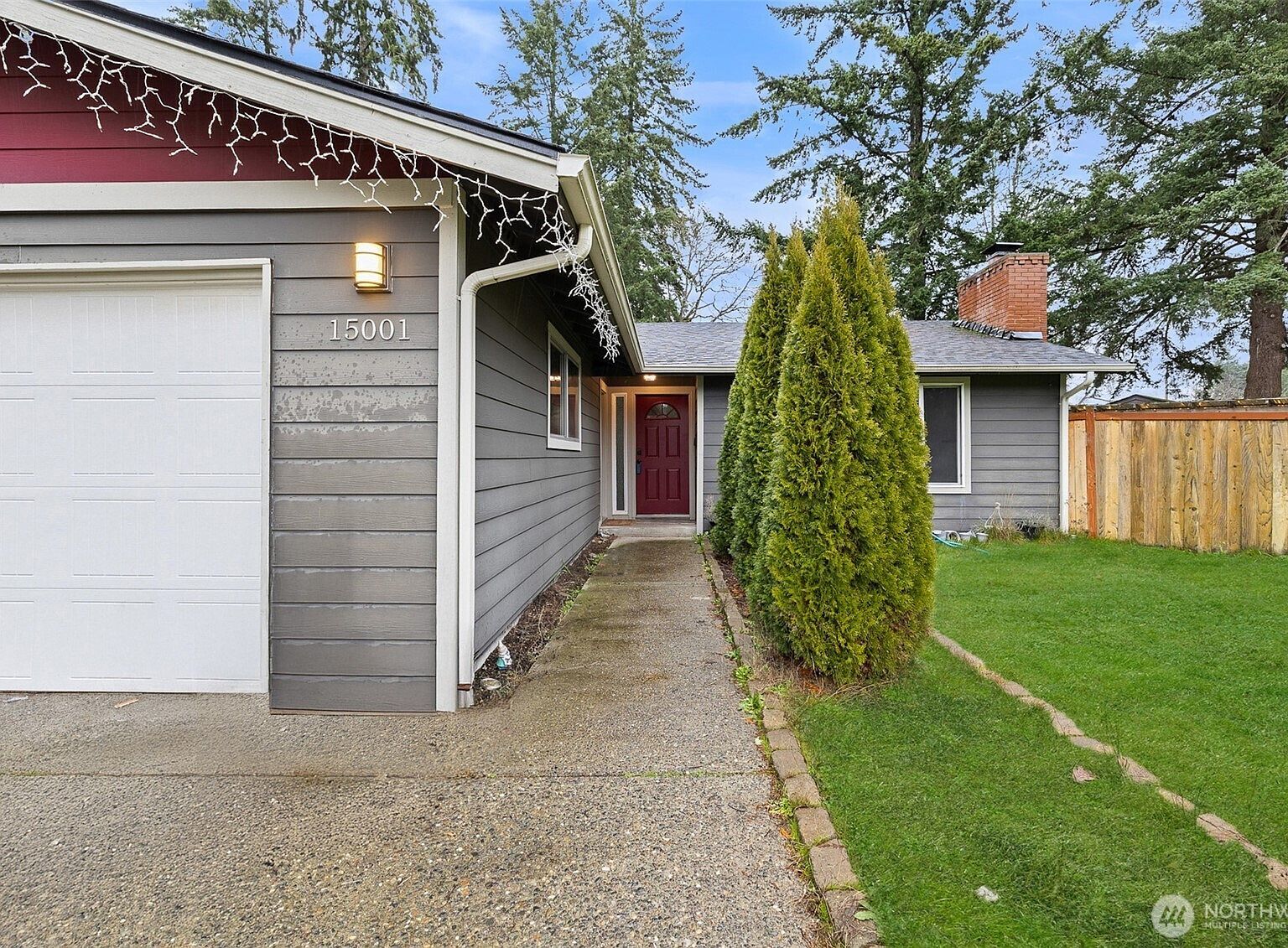 15001 11th Ave E Tacoma, WA 98445 - Thumbnail 3