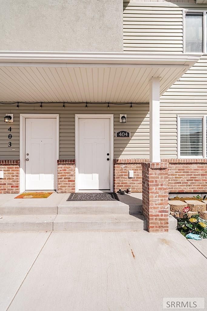 2015 Lawrence Ln #404 Blackfoot, ID 83221 - Thumbnail 3