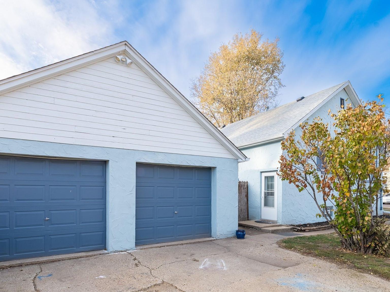 1401 S 6th St Pekin, IL 61554 - Thumbnail 3