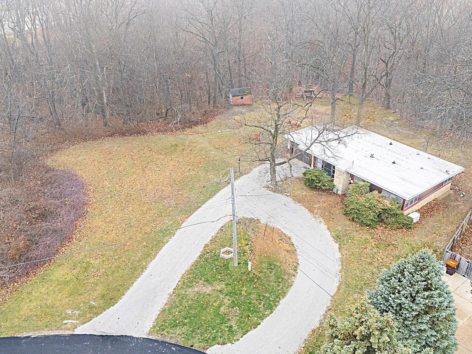 717 W Brow Ct Peoria, IL 61615 - Thumbnail 3