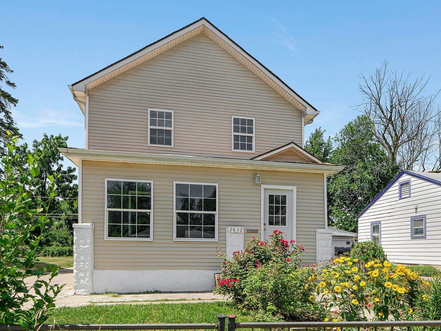 2832 Abbott St Fort Wayne, IN 46806 - Thumbnail 3