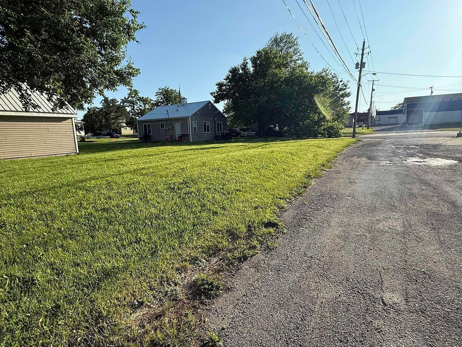 1217 Fletcher Ave Fort Wayne, IN 46803 - Thumbnail 3