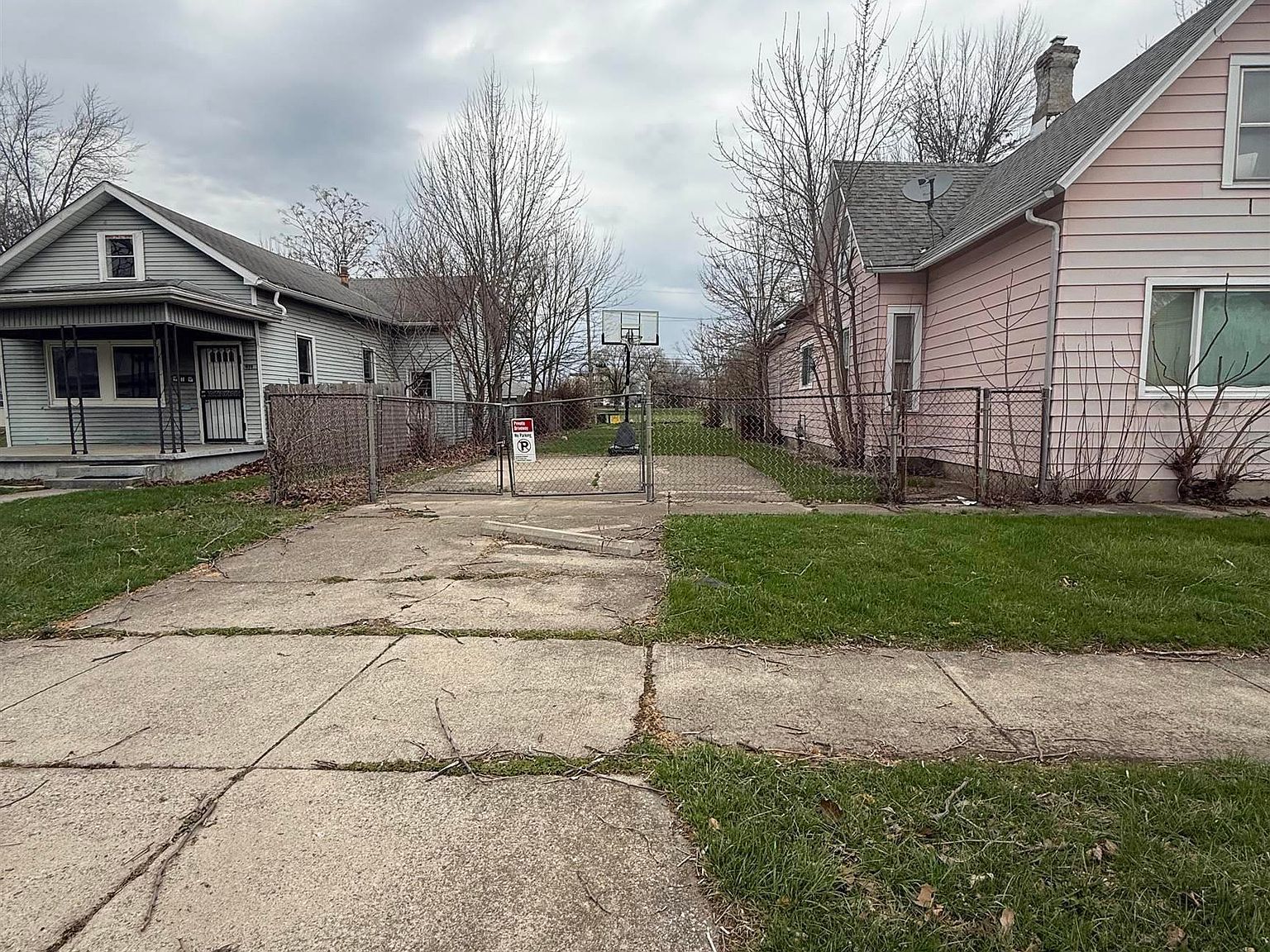 923 Madison St Fort Wayne, IN 46803 - Thumbnail 3