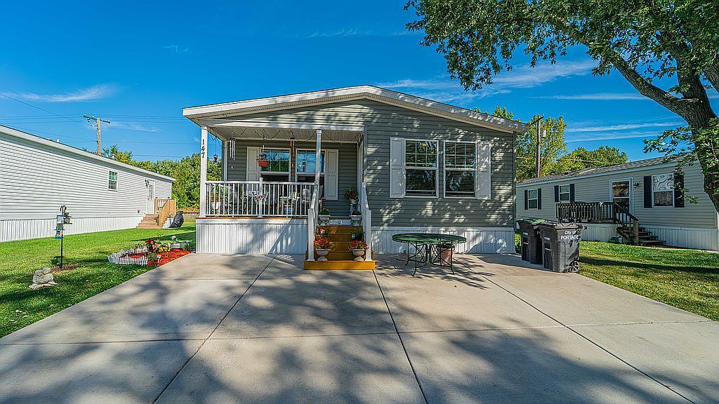 147 Coral Ave Portage, IN 46368 - Thumbnail 3