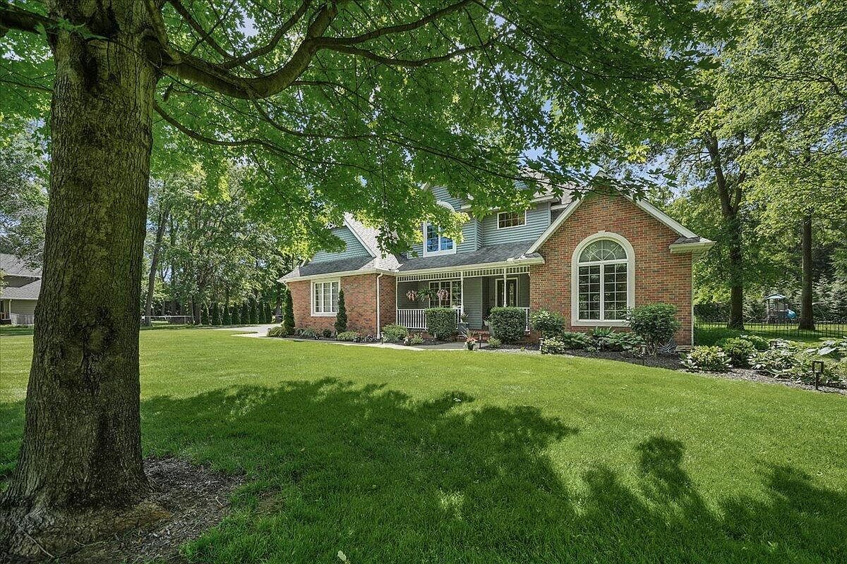 8835 S Lilac St Demotte, IN 46310 - Thumbnail 3