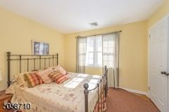 15 Delwood Rd, Chester, NJ 07930, USA - Thumbnail 3