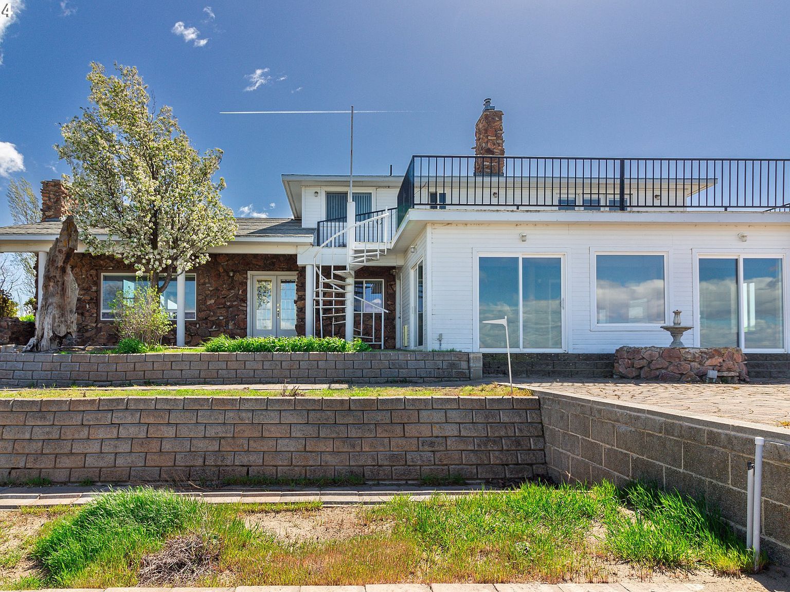 27696 Highway 730 Umatilla, OR 97882 - Thumbnail 3