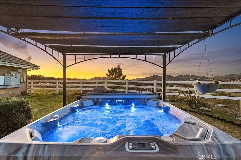 39339 Calle Conejo Temecula, CA 92592 - Thumbnail 3