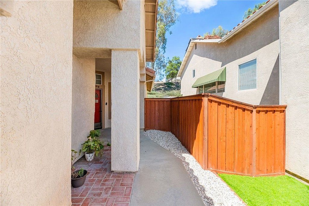 23832 Castinette Way Murrieta, CA 92562 - Thumbnail 3