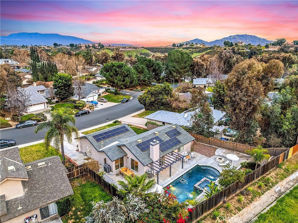 30514 Southern Cross Rd Temecula, CA 92592 - Thumbnail 3