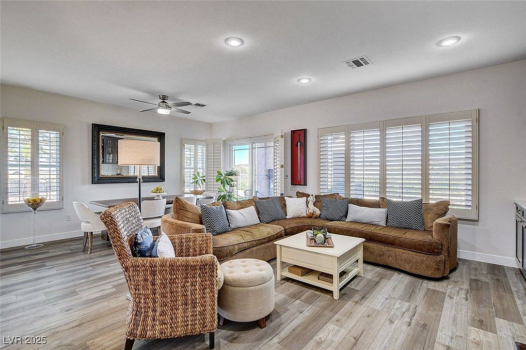 1426 Fieldbrook St Henderson, NV 89052 - Thumbnail 3