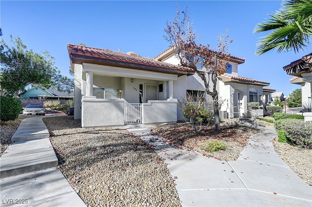 1224 Fascination St Las Vegas, NV 89128 - Thumbnail 3