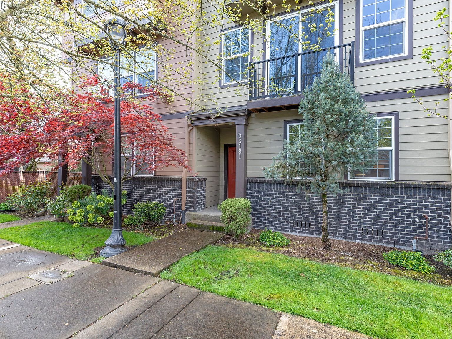 3181 SE Brookwood Ave Hillsboro, OR 97123 - Thumbnail 3