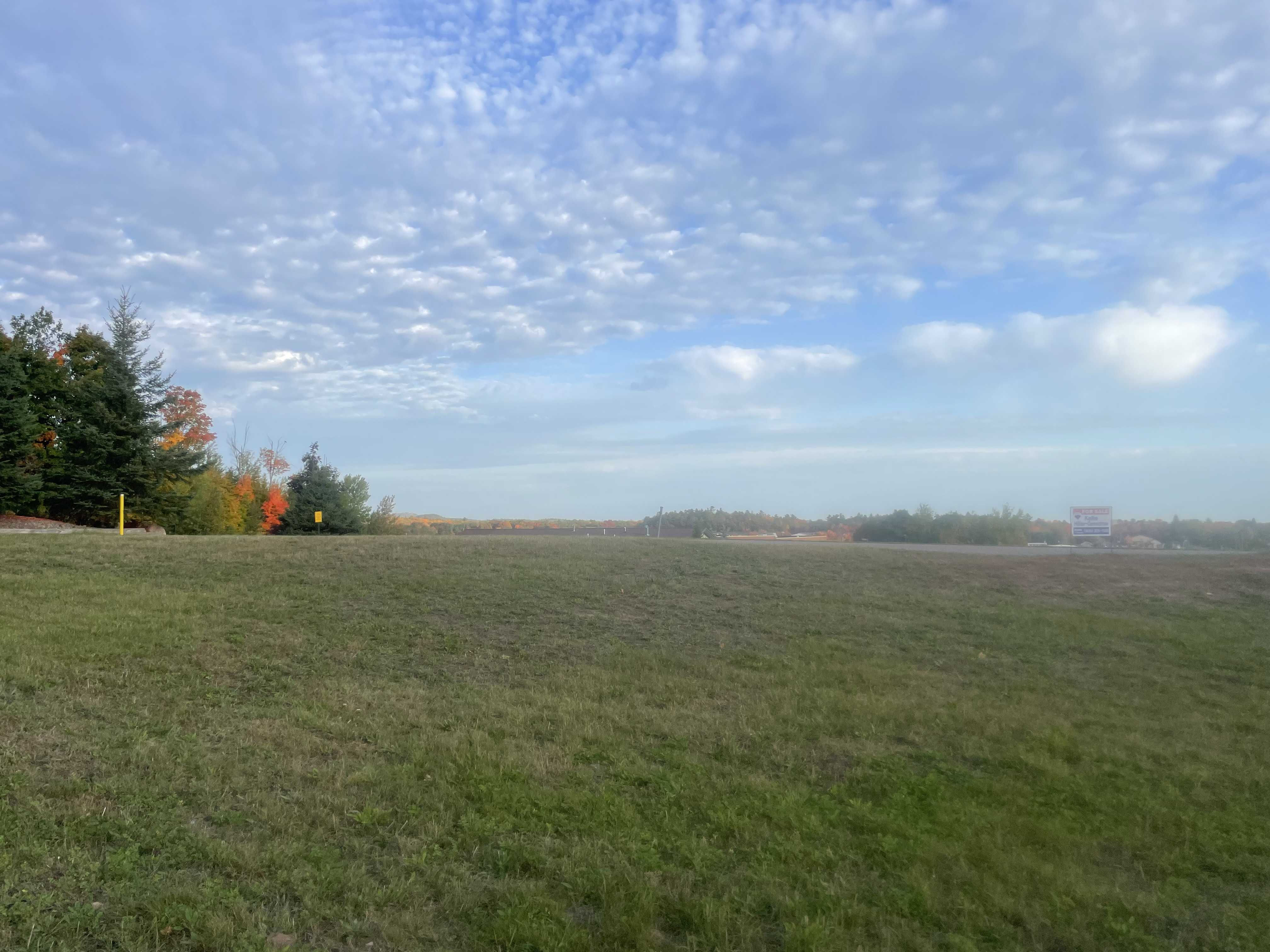 1025 Osprey Ct, Marquette, MI, USA - Thumbnail 3