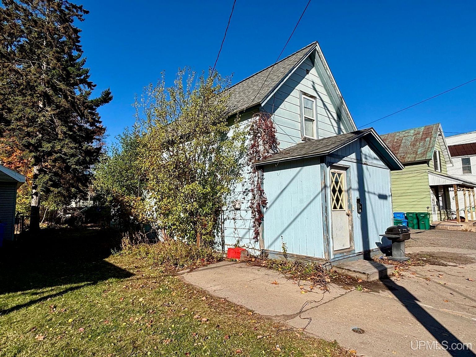 1212 Division St Marquette, MI 49855 - Thumbnail 3