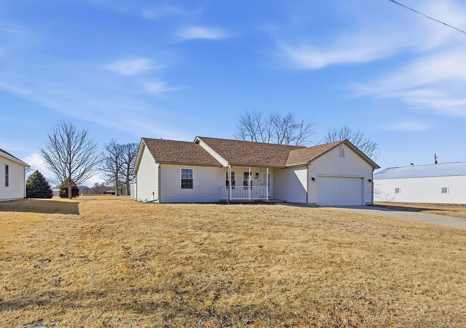 906 Warren St Earlville, IL 60518 - Thumbnail 3