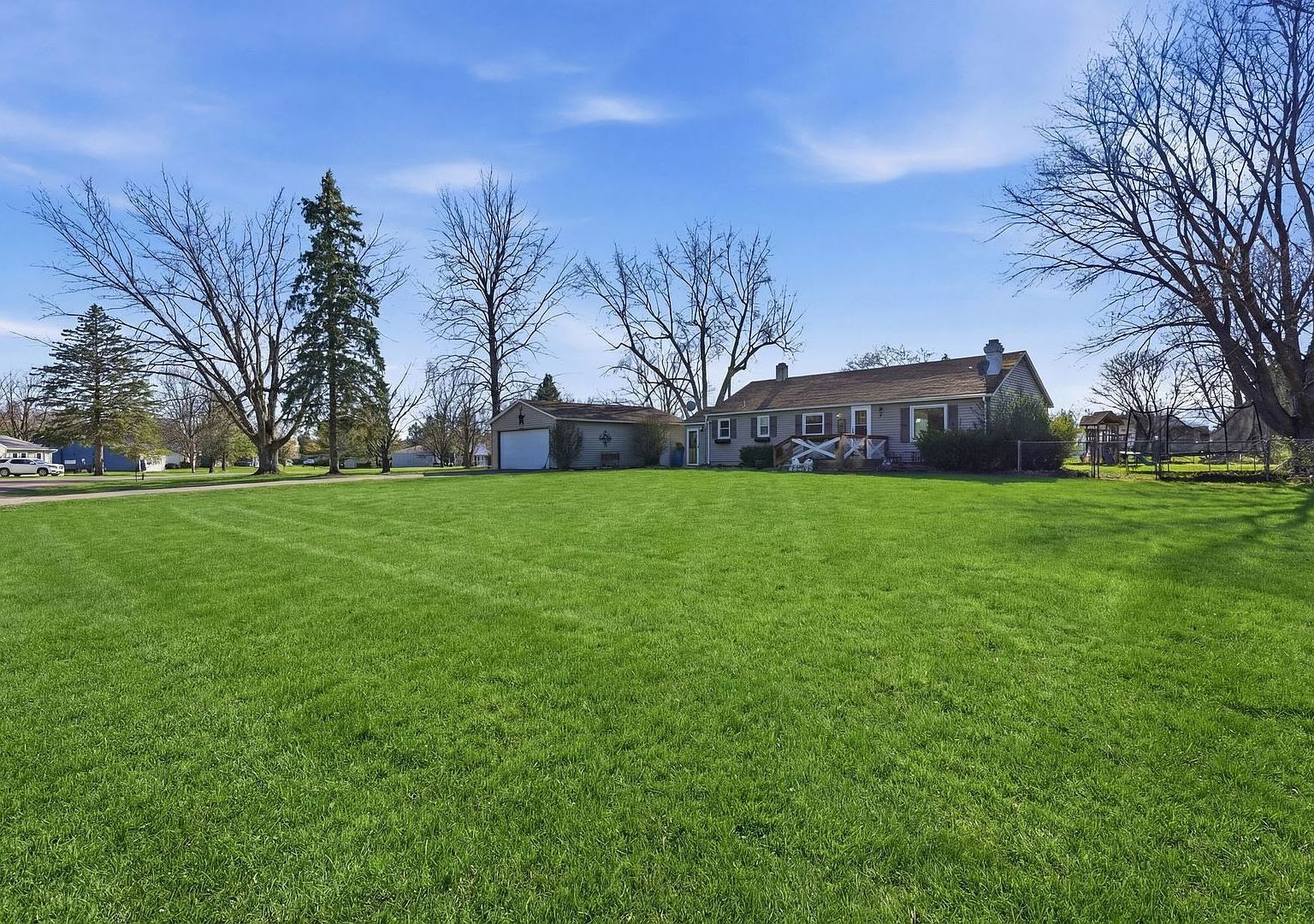 152 Holiday Dr Somonauk, IL 60552 - Thumbnail 3