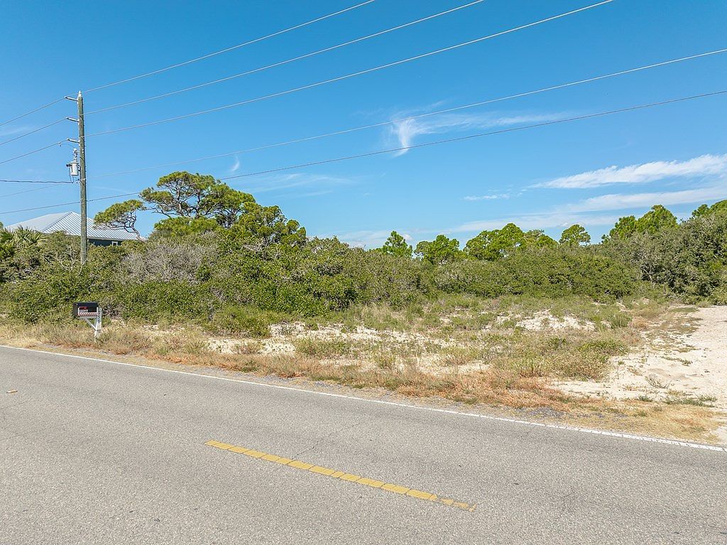 757 W Gulf Beach Dr Eastpoint, FL 32328 - Thumbnail 3