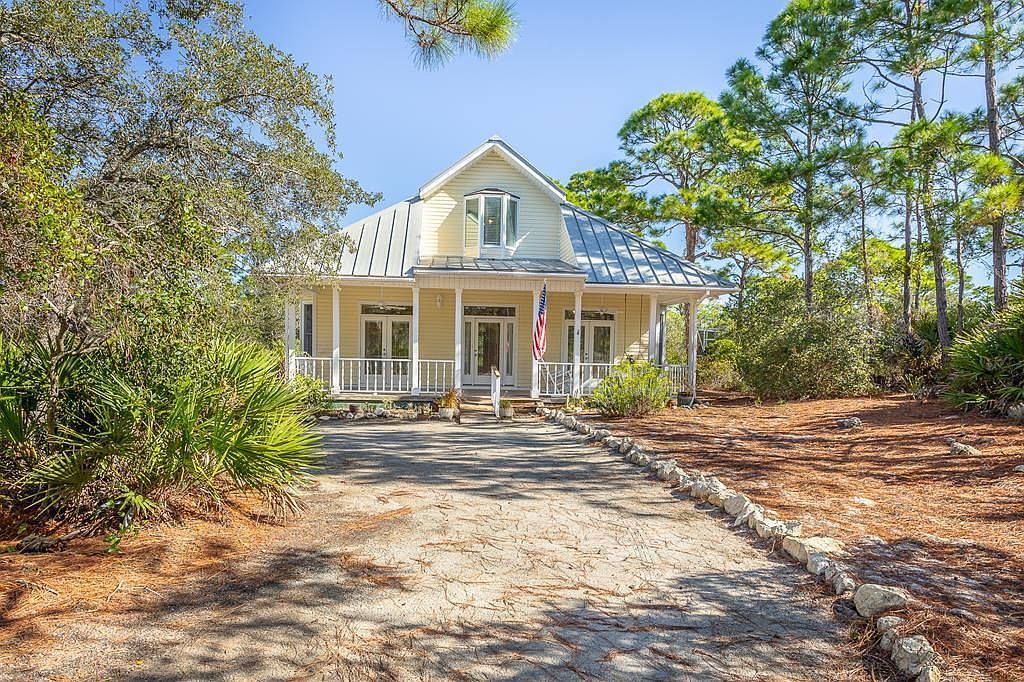 1208 Sea Dunes Dr Saint George Island, FL 32328 - Thumbnail 3