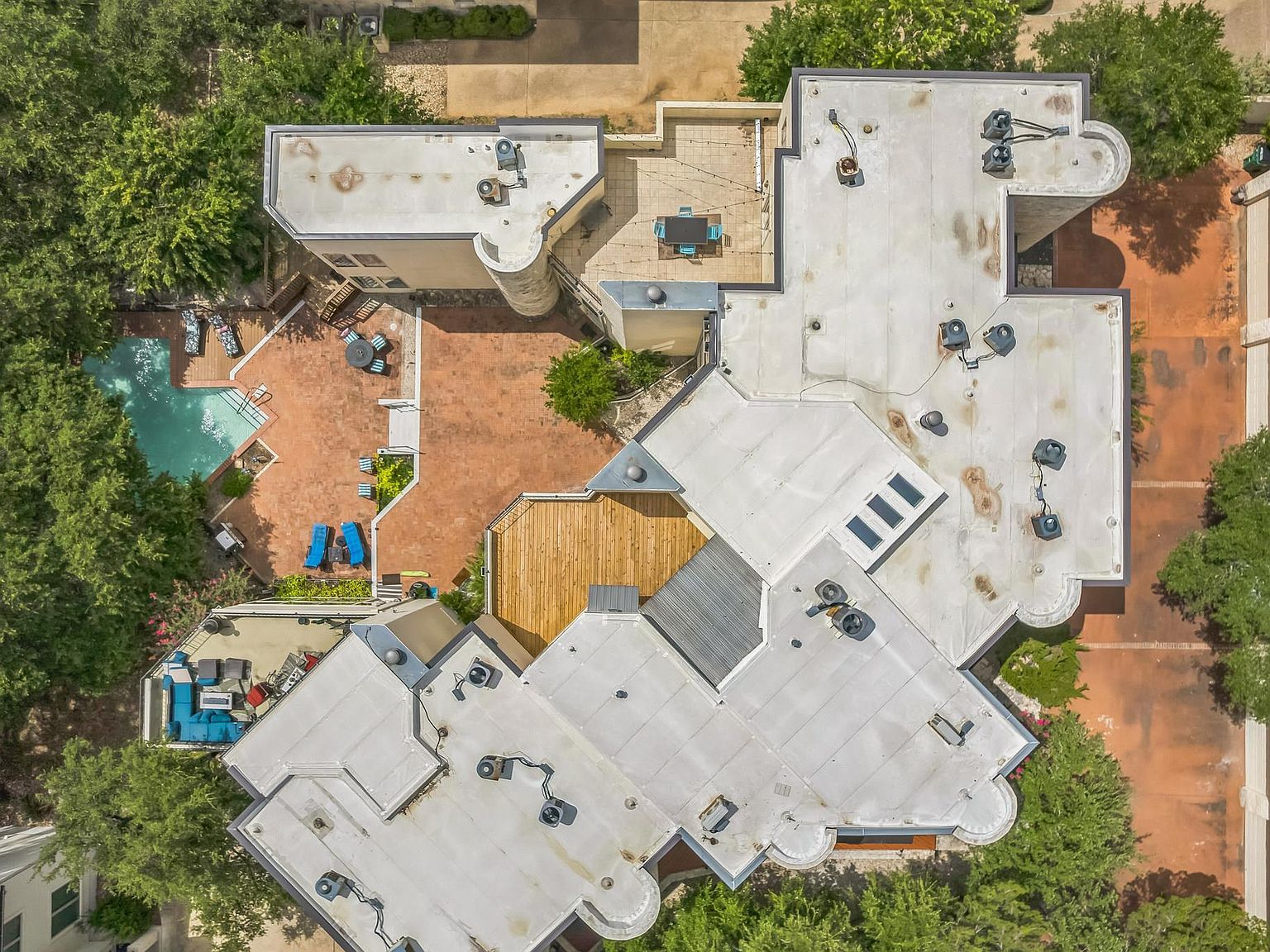 1 Crystal Springs Ct APT H Austin, TX 78738 - Thumbnail 3